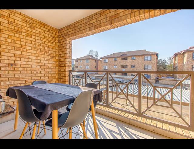 2 BEDROOM APARTMENT FOR SALE IN HONEYDEW